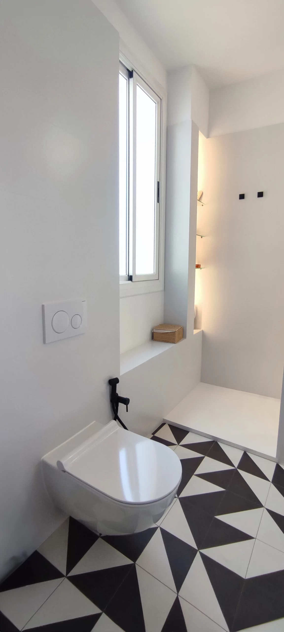 Interiorismo - reforma de baño en Poblenou