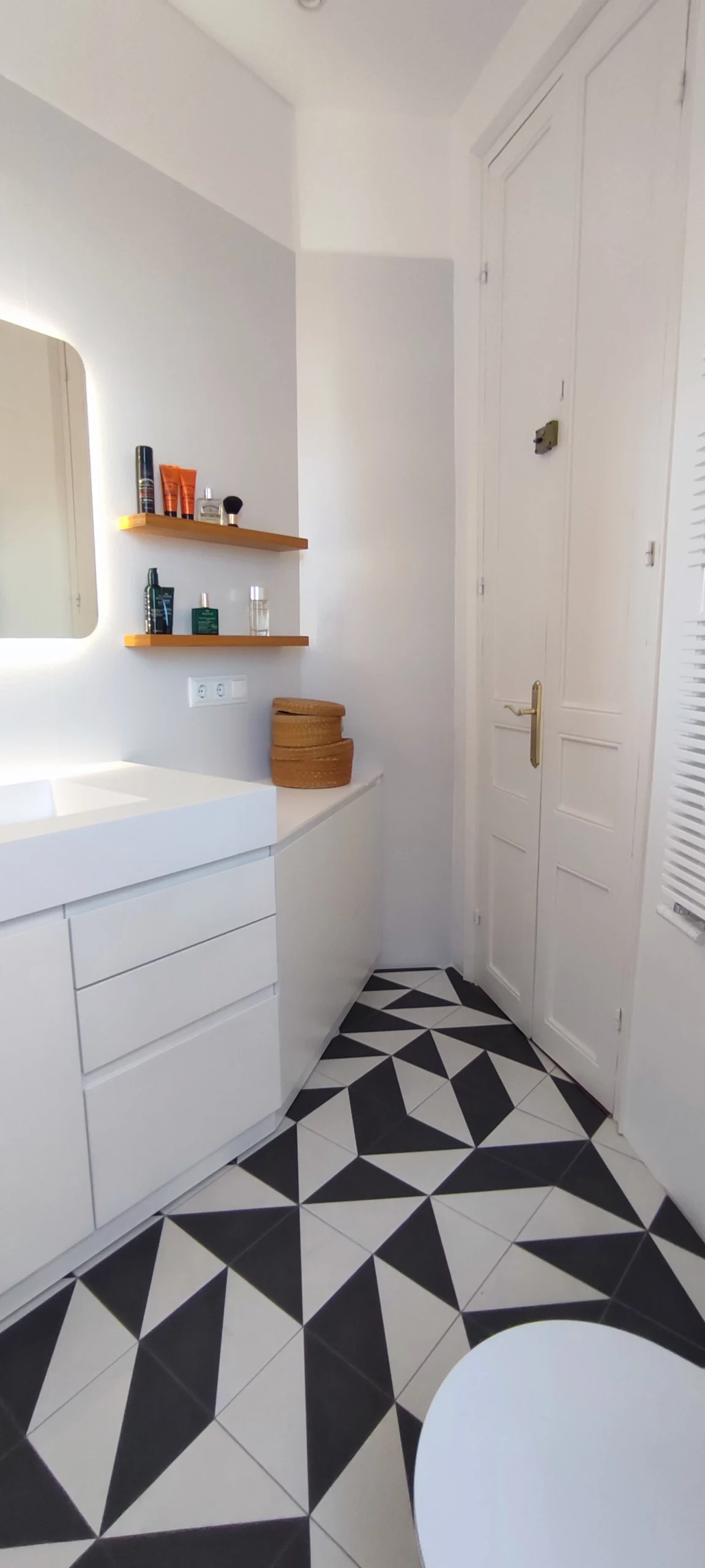 Interiorismo - reforma de baño en Poblenou